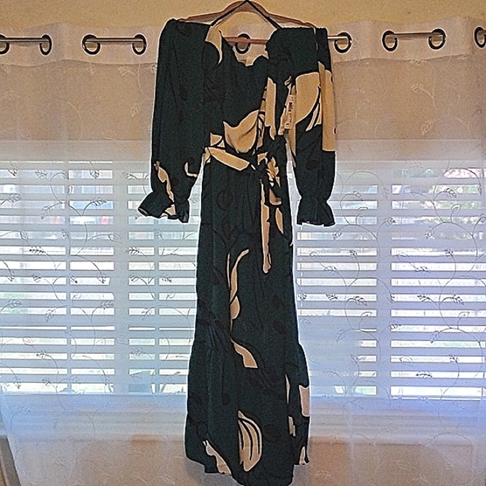 Premier Amour Emerald/Mult Floral Dress, Size: 18W, NWT